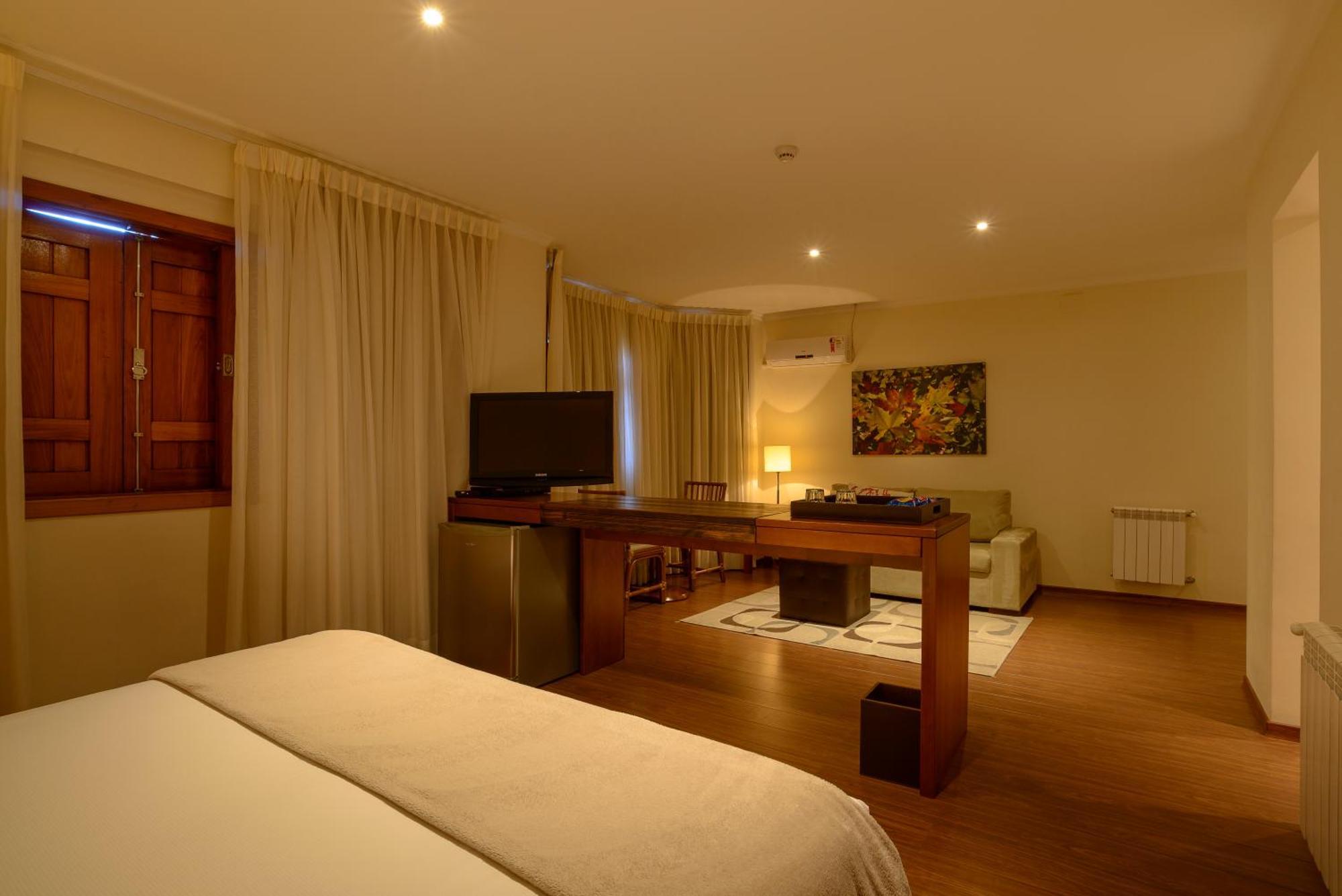 Hotel Le Renard - Campos do Jordão Buitenkant foto