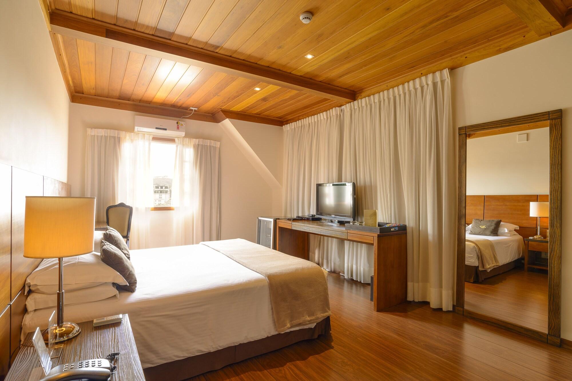 Hotel Le Renard - Campos do Jordão Buitenkant foto